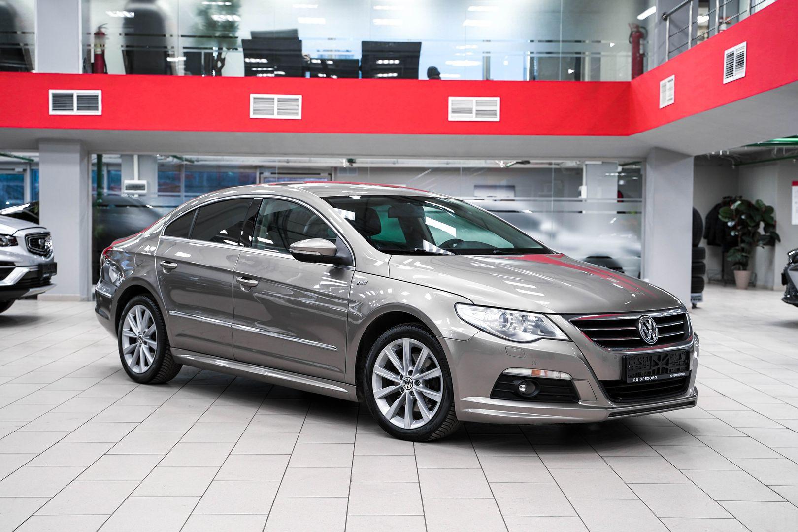 Volkswagen Passat CC 2010, бежевый, ДЦ Орехово