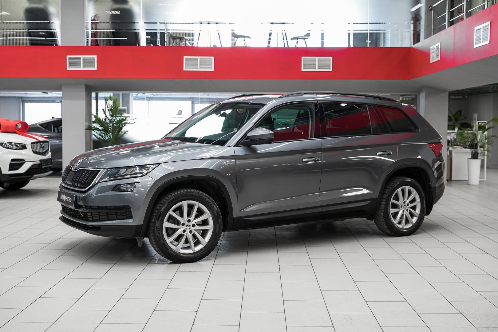 Skoda Kodiaq 2018, серый, ДЦ Орехово