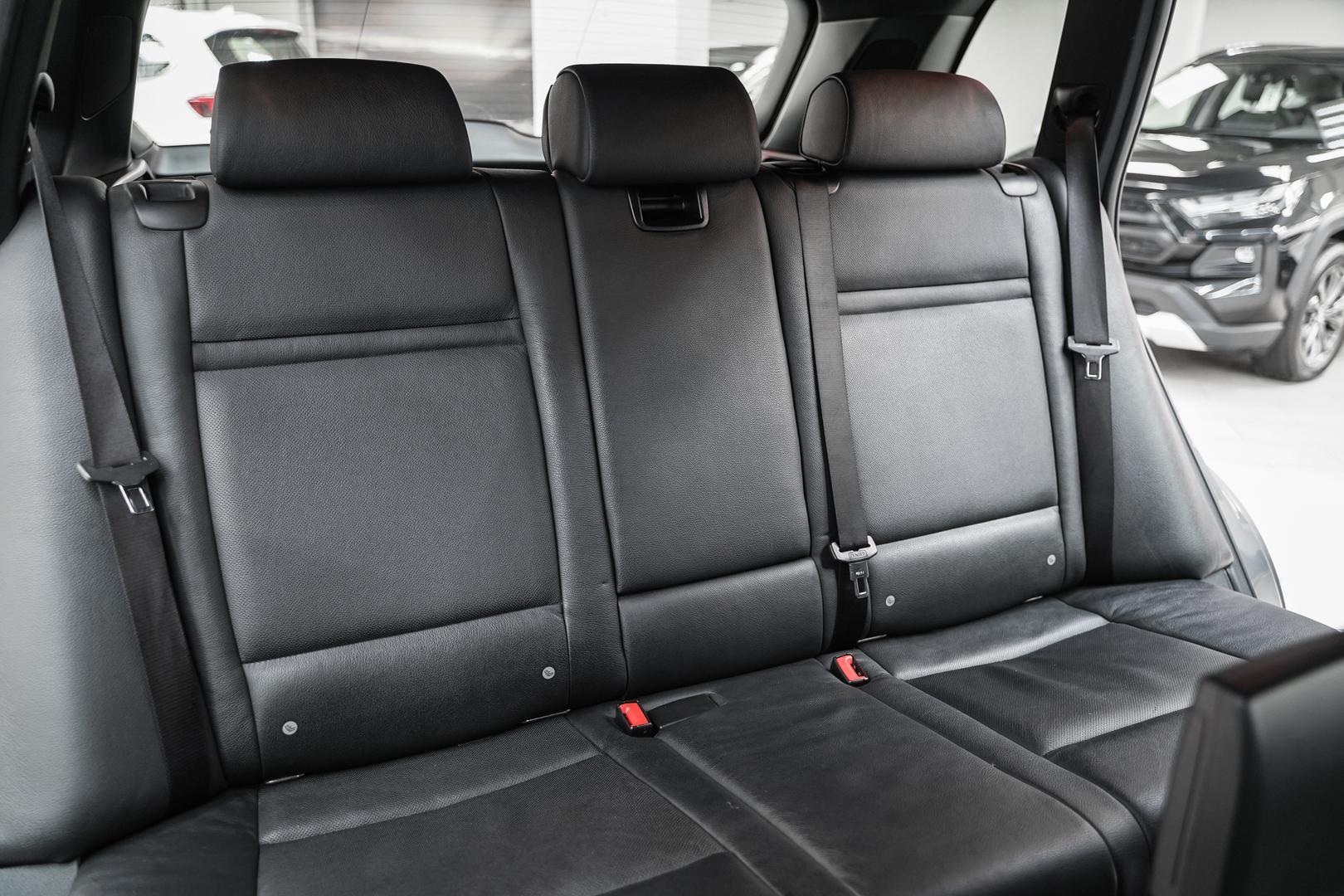 BMW X5 2011, серый, ДЦ Орехово