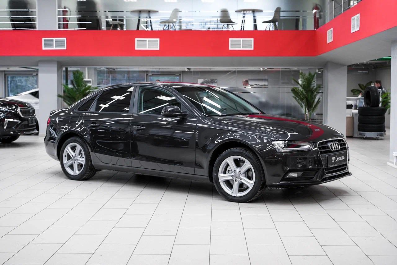 Audi A4 2012, черный, ДЦ Орехово