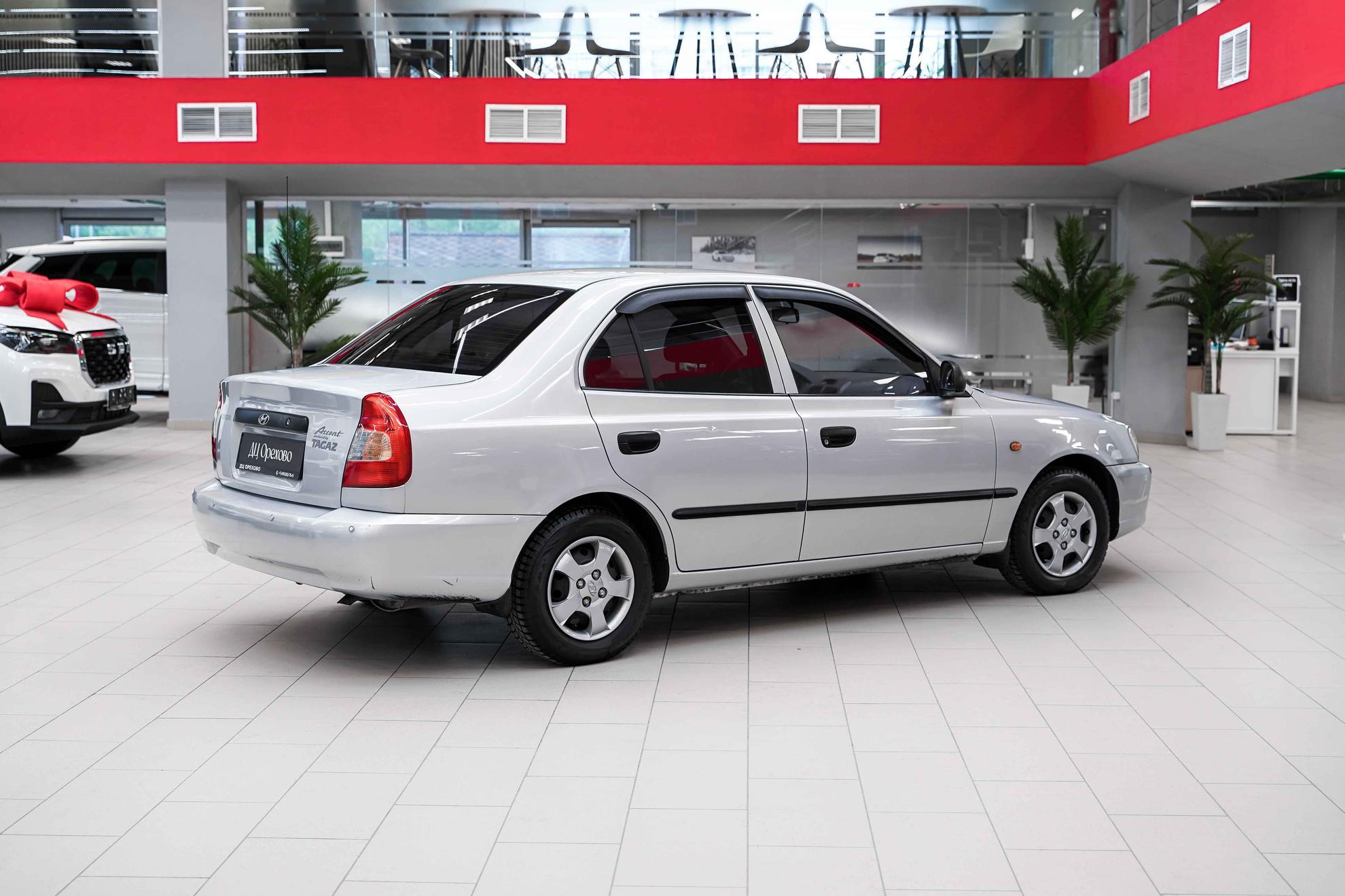 Hyundai Accent 2009, серый, ДЦ Орехово