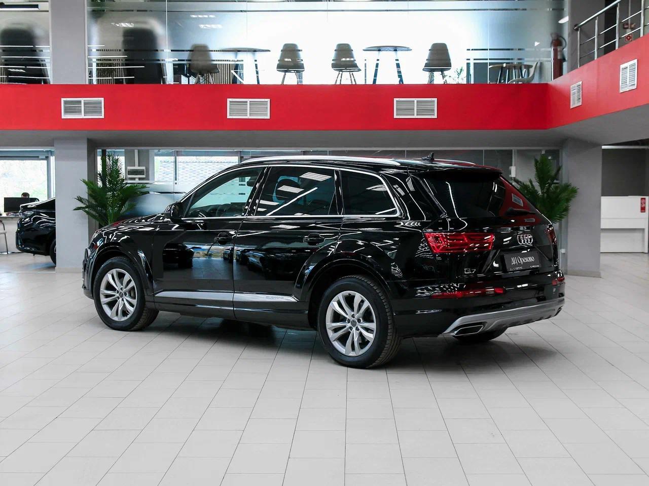 Audi Q7 2016, черный, ДЦ Орехово