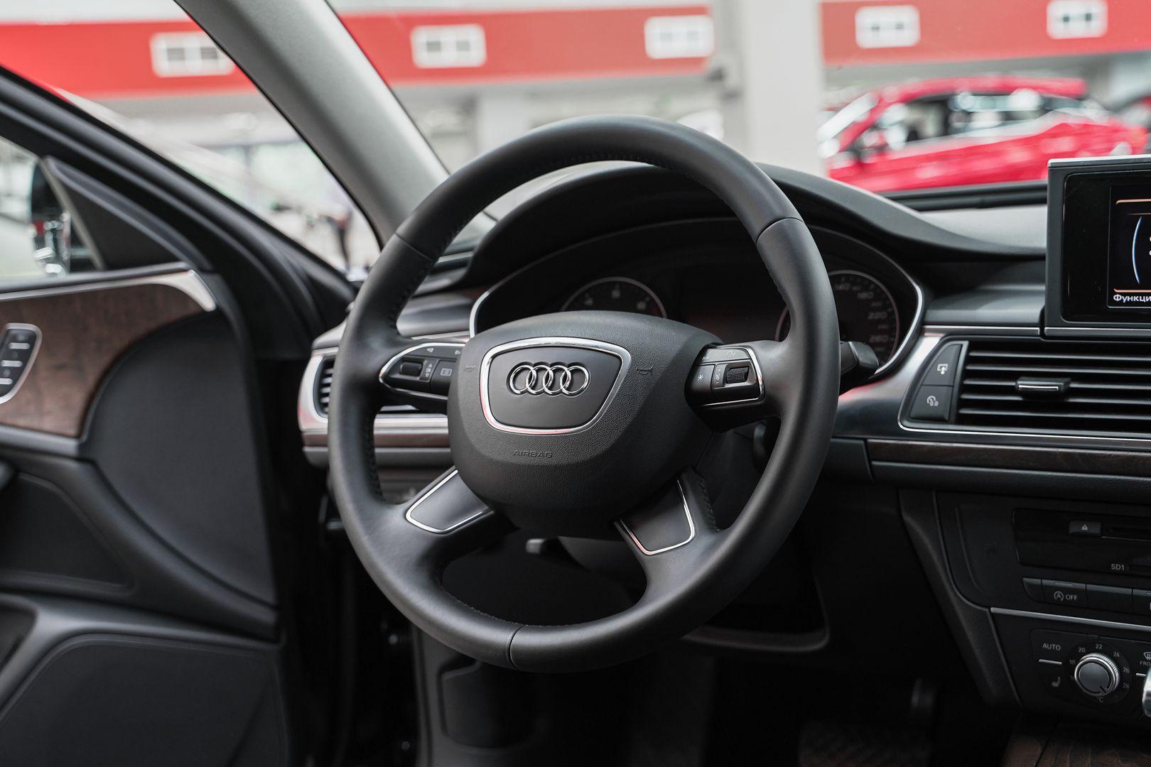Audi A6 2012, черный, ДЦ Орехово