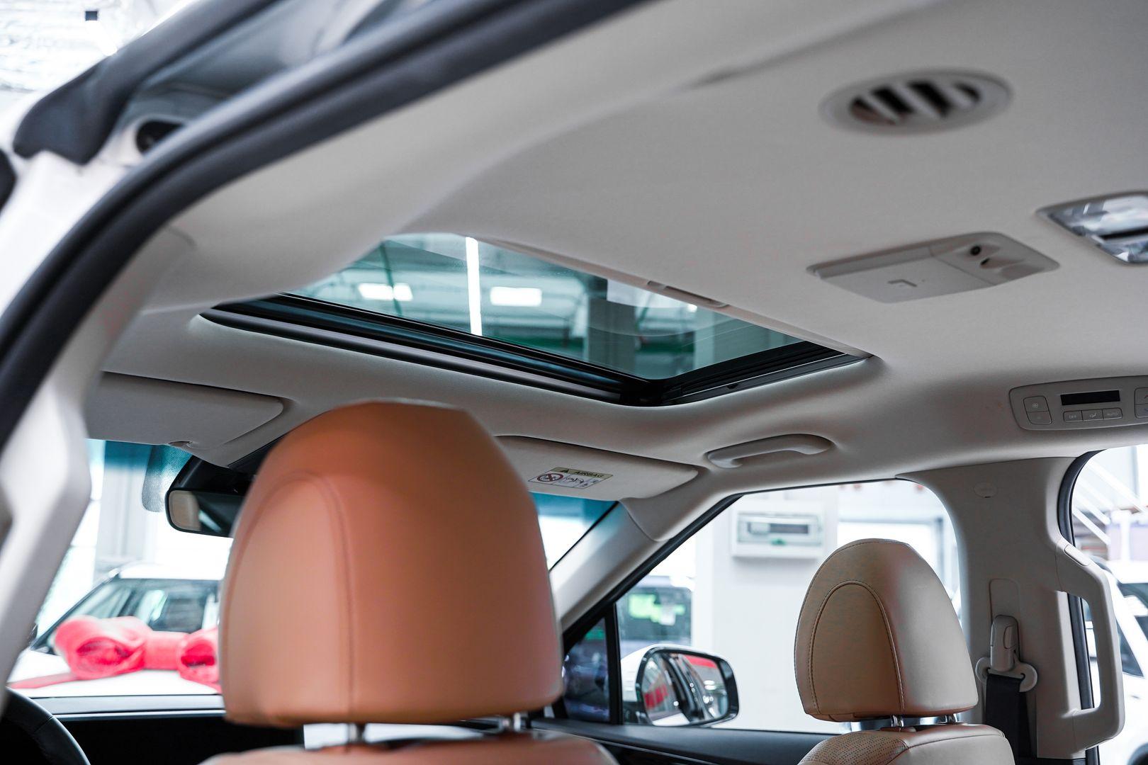 Kia Carnival 2020, белый, ДЦ Орехово