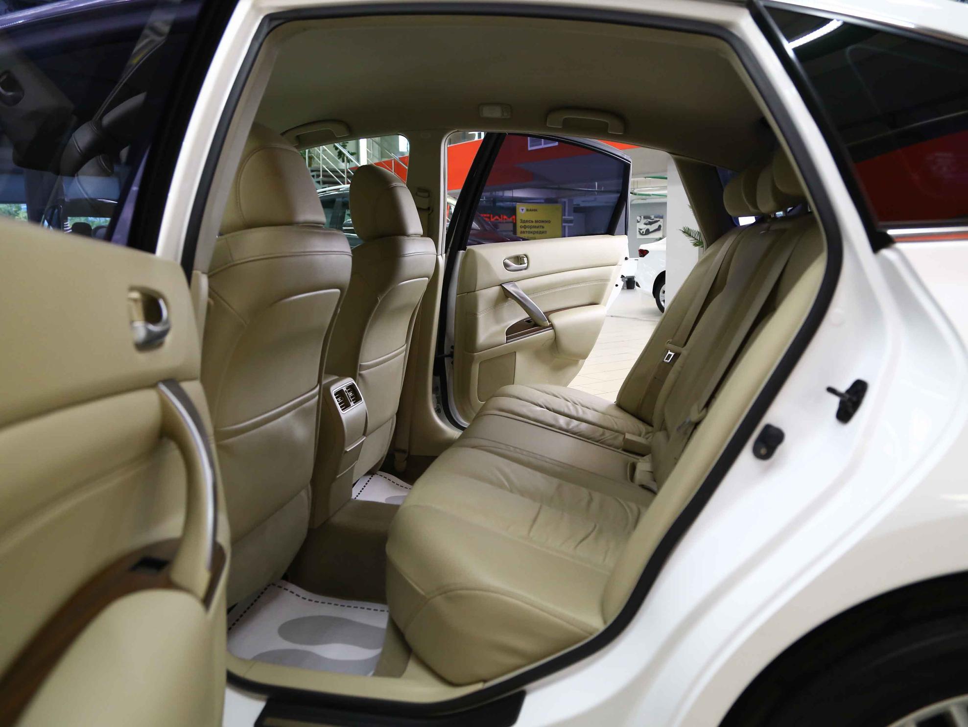 Nissan Teana 2012, белый, ДЦ Орехово