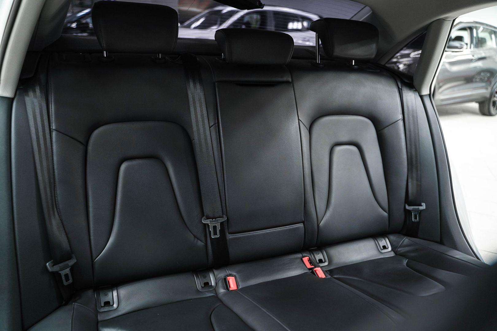 Audi A4 2015, белый, ДЦ Орехово
