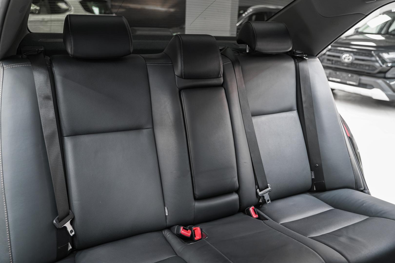 Toyota Camry 2016, черный, ДЦ Орехово