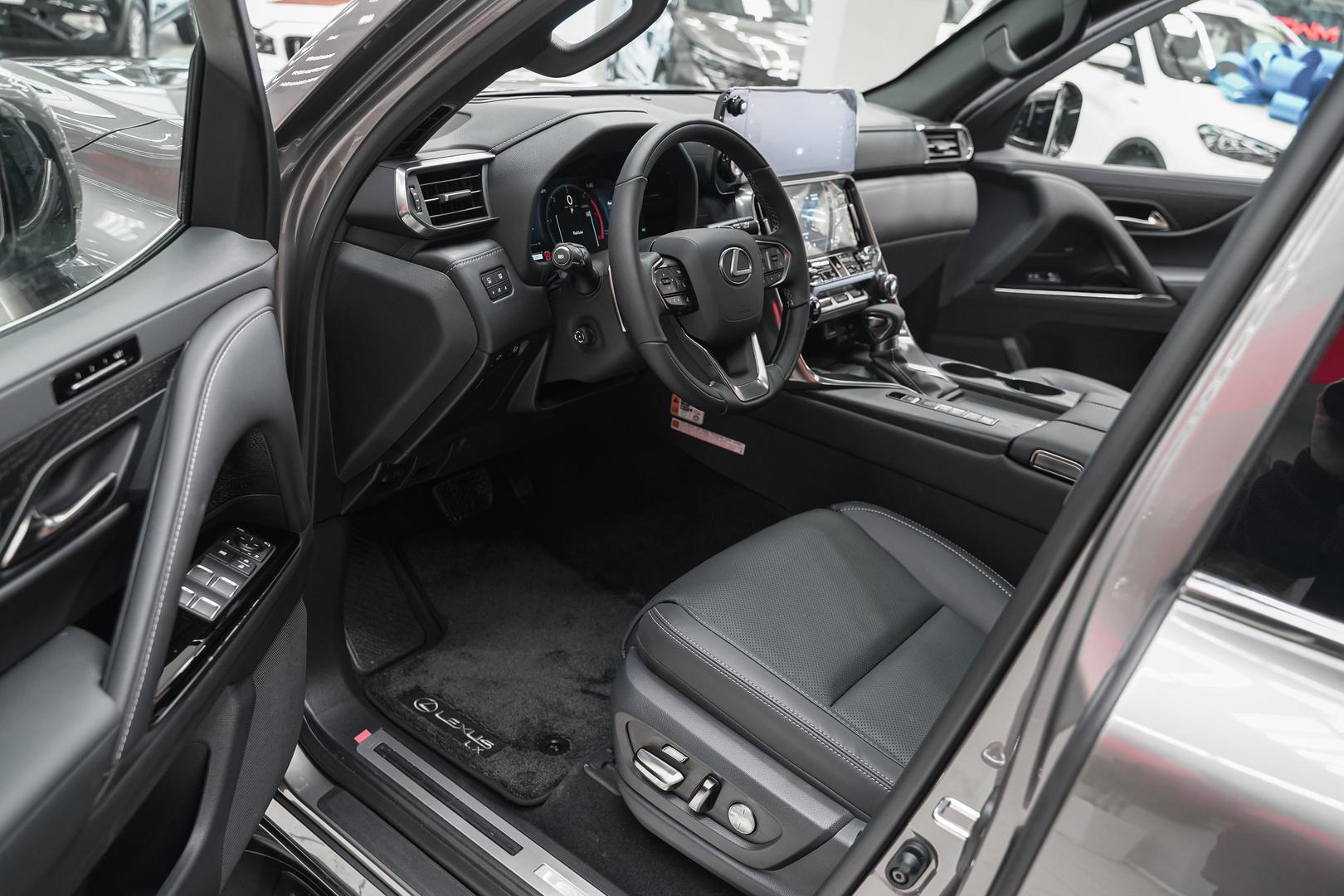 Lexus LX 2025, серый, ДЦ Орехово