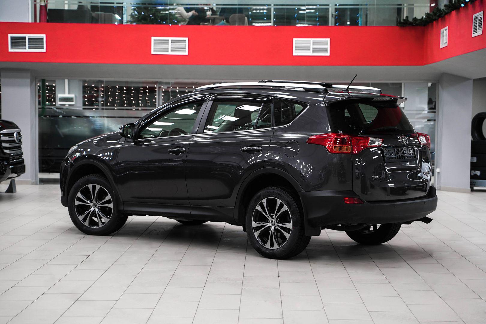 Toyota RAV4 2015, серый, ДЦ Орехово