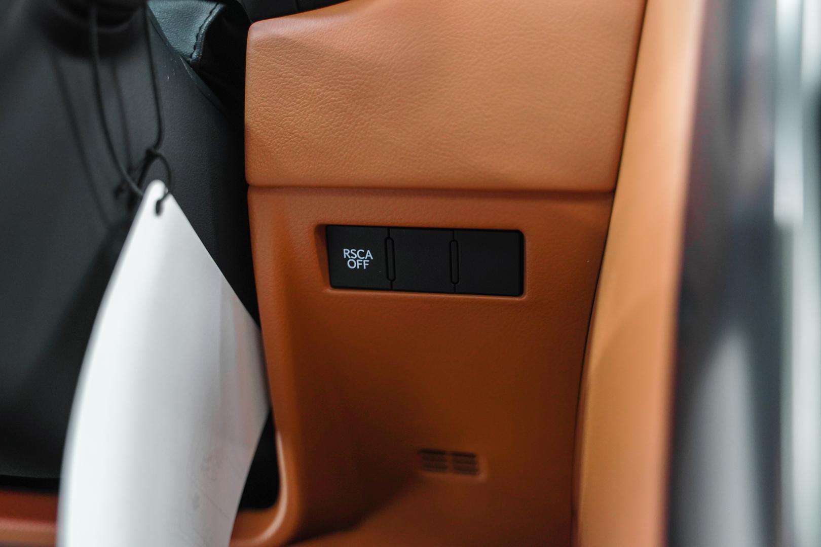 Lexus LX 2025, черный, ДЦ Орехово