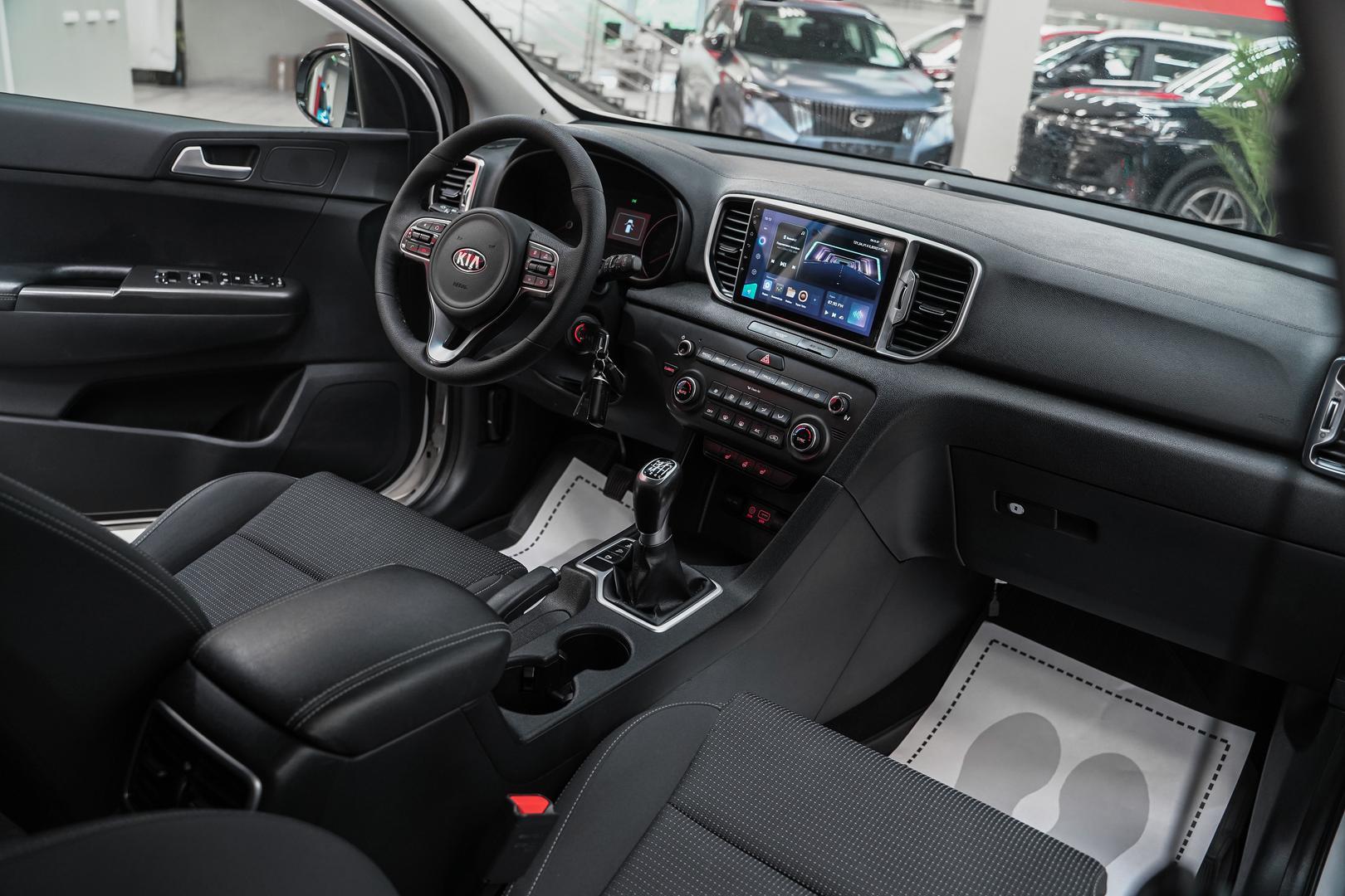 Kia Sportage 2016, белый, ДЦ Орехово