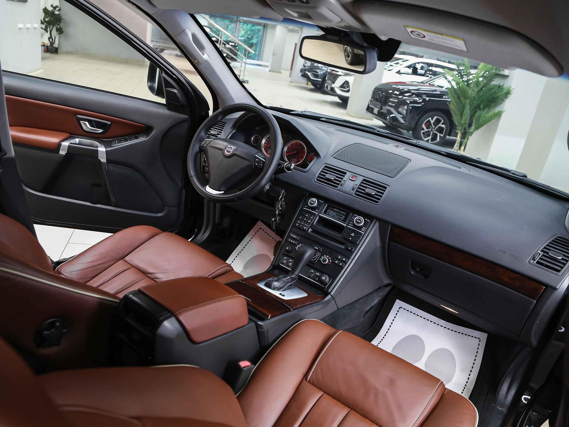 Volvo XC90 2013, коричневый, ДЦ Орехово