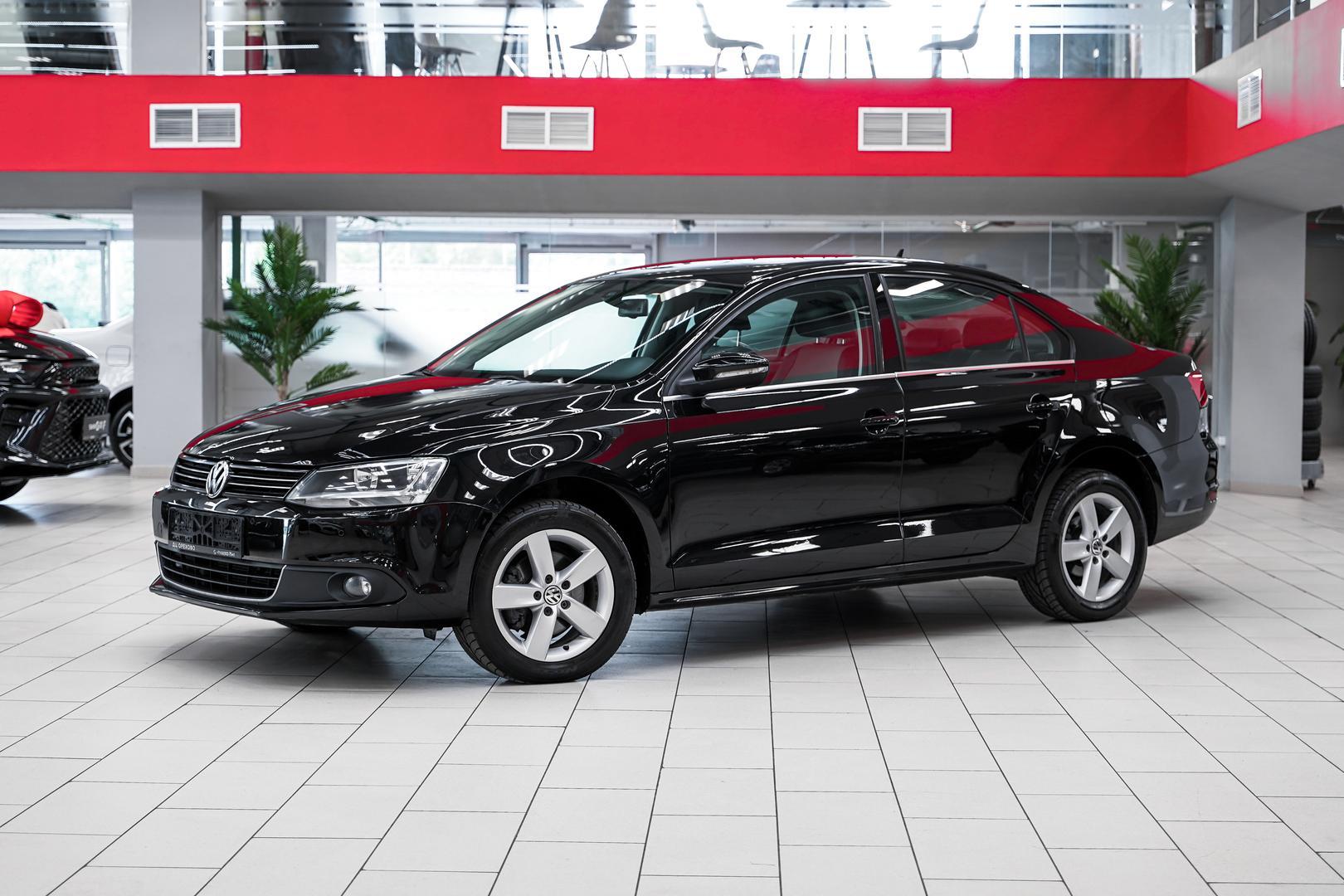 Volkswagen Jetta 2013, черный, ДЦ Орехово