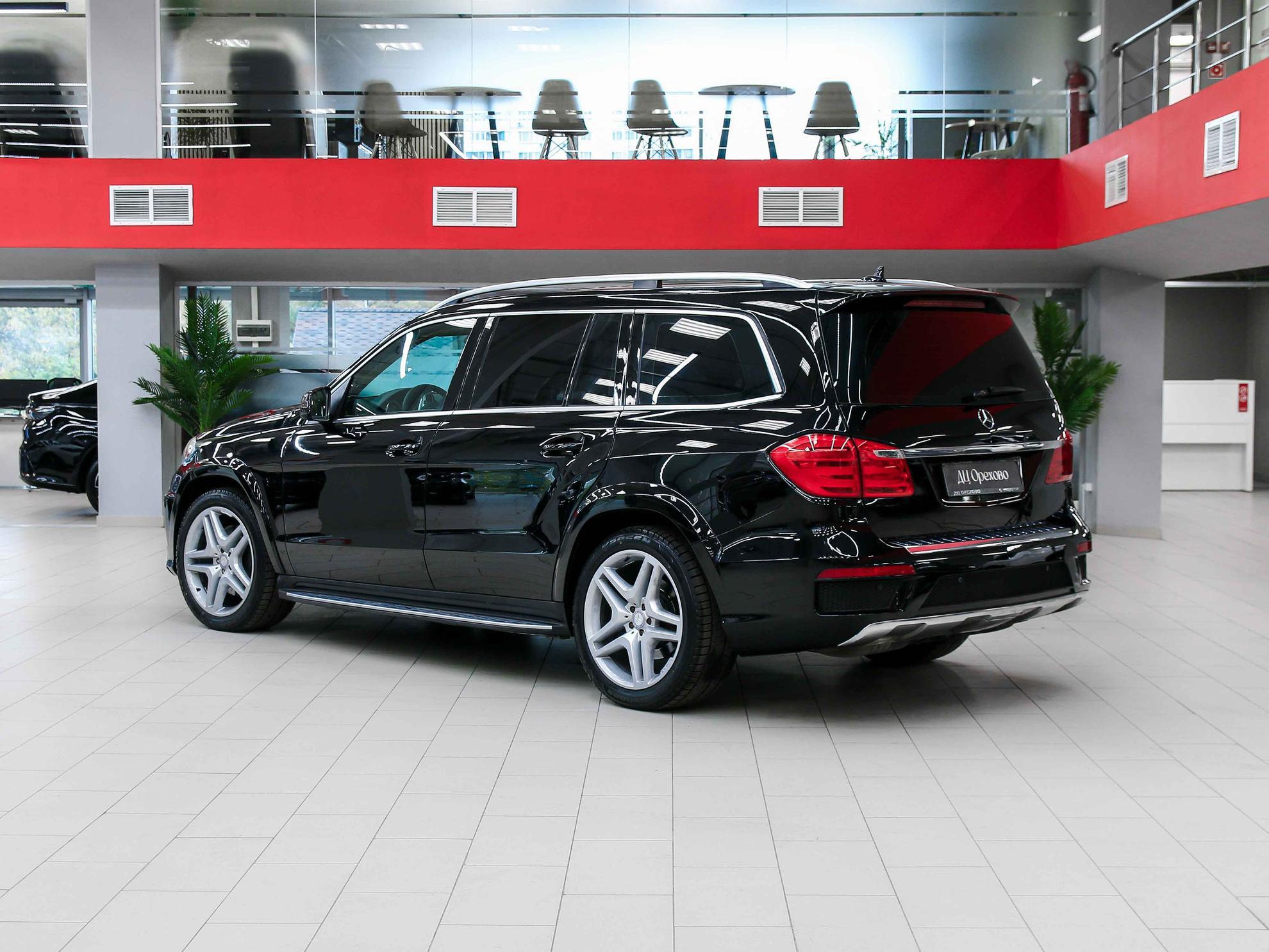 Mercedes-Benz GL-Класс 2015, черный, ДЦ Орехово