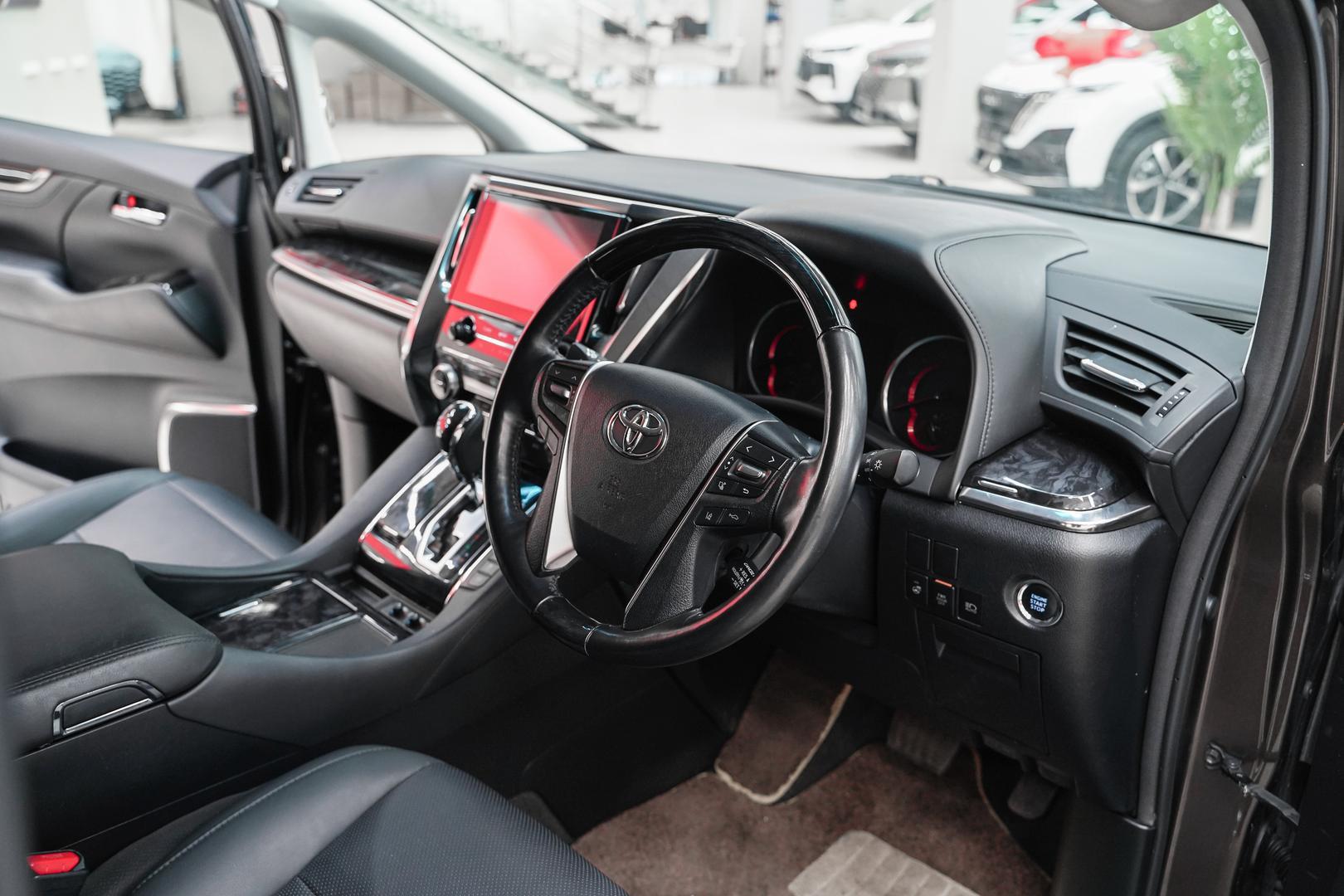 Toyota Alphard 2020, коричневый, ДЦ Орехово
