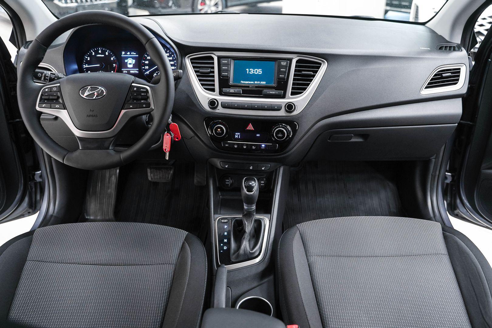 Hyundai Solaris 2019, серый, ДЦ Орехово