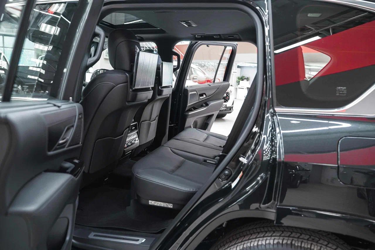Lexus LX 2026, черный, ДЦ Орехово