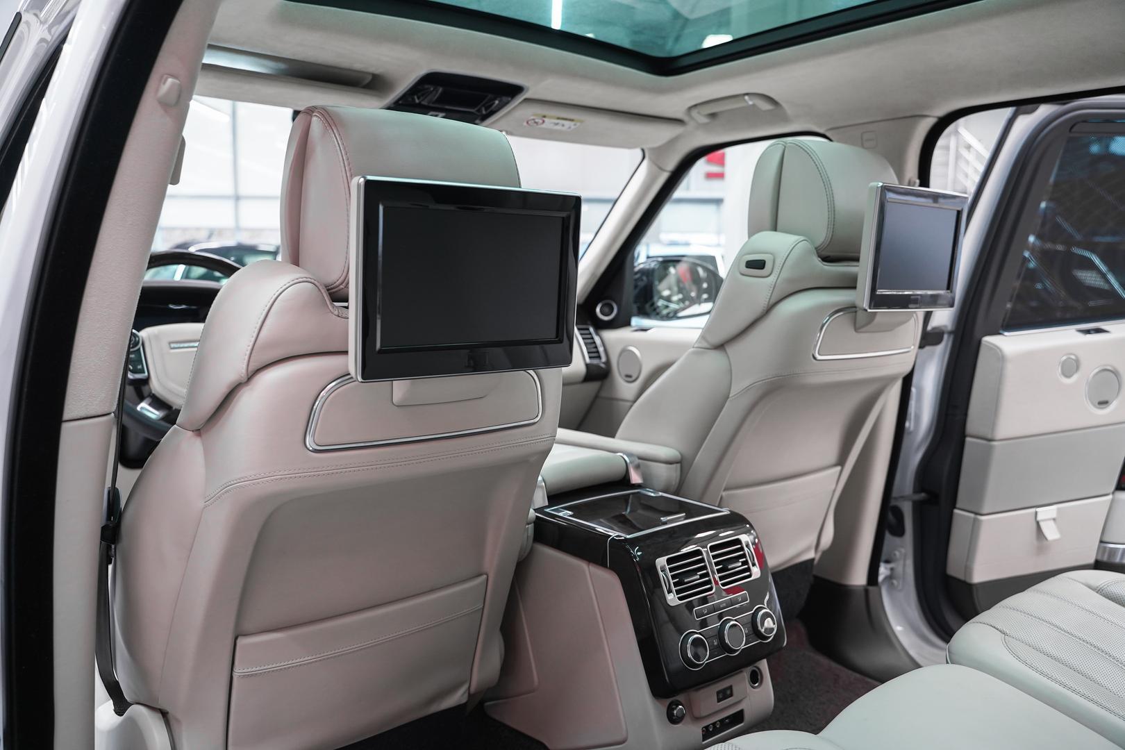 Land Rover Range Rover 2015, белый, ДЦ Орехово