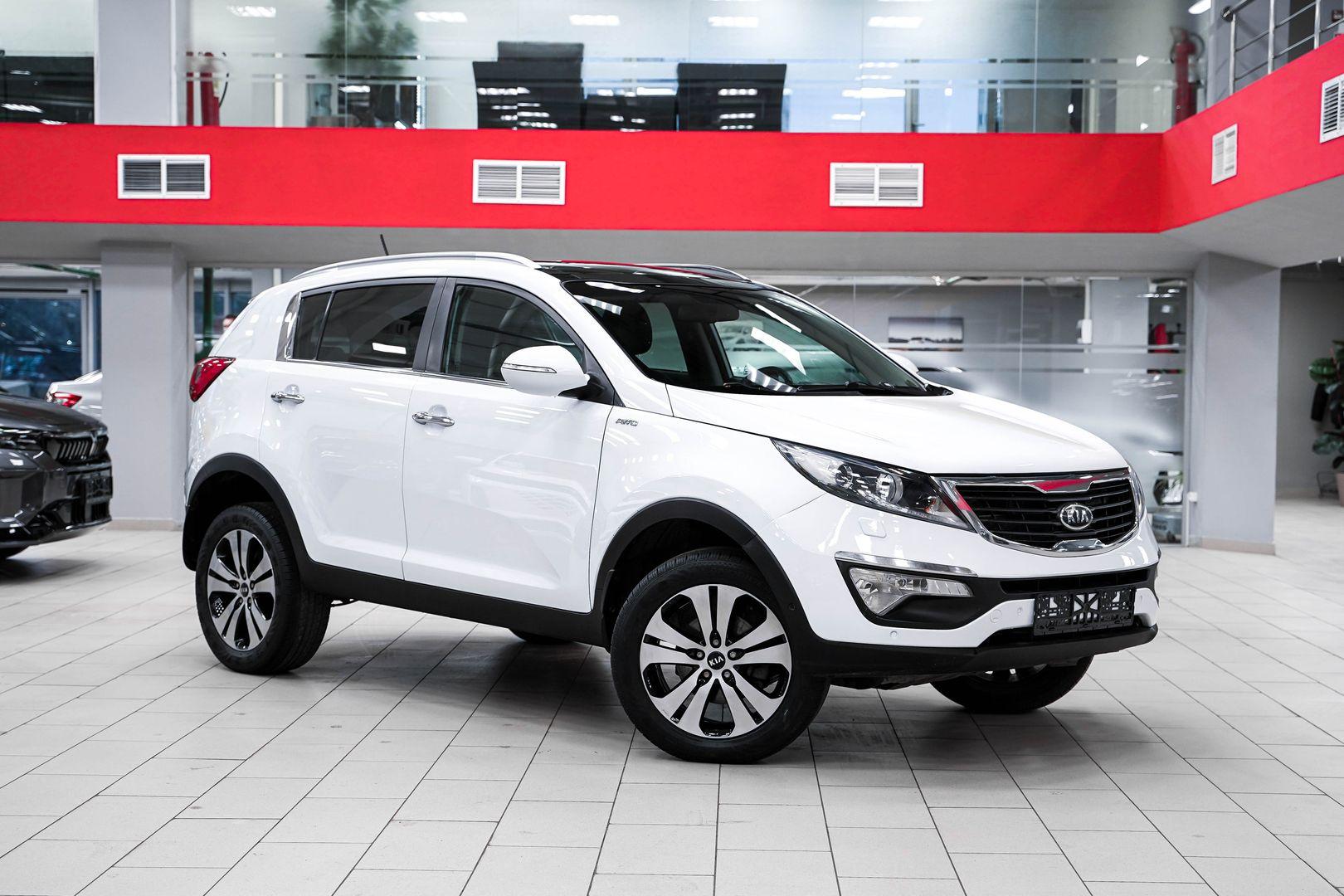 Kia Sportage 2012, белый, ДЦ Орехово