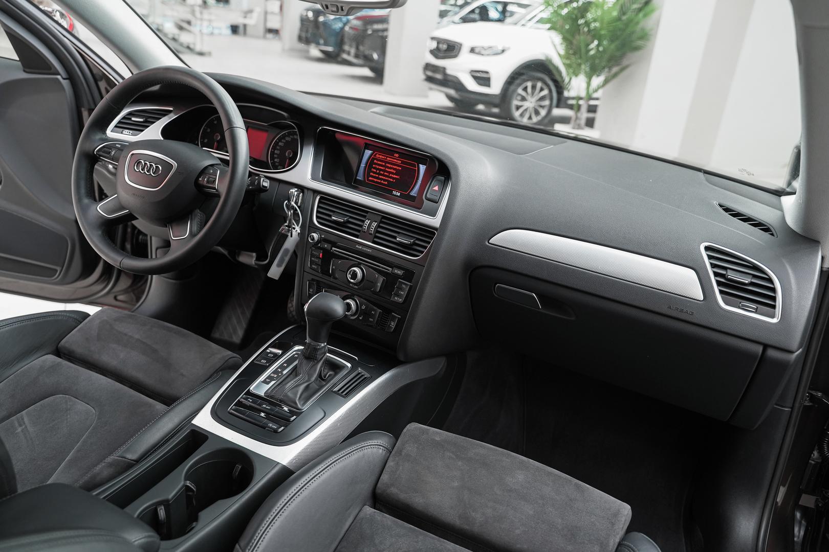 Audi A4 2013, коричневый, ДЦ Орехово