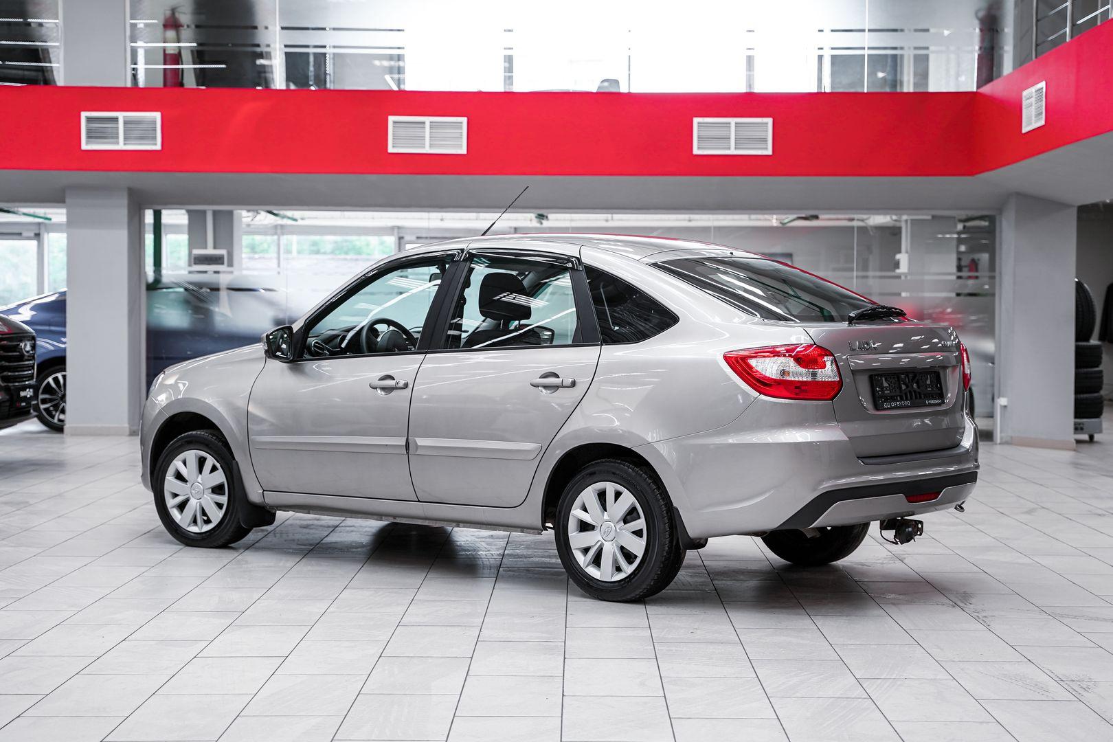 LADA (ВАЗ) Granta 2021, серый, ДЦ Орехово