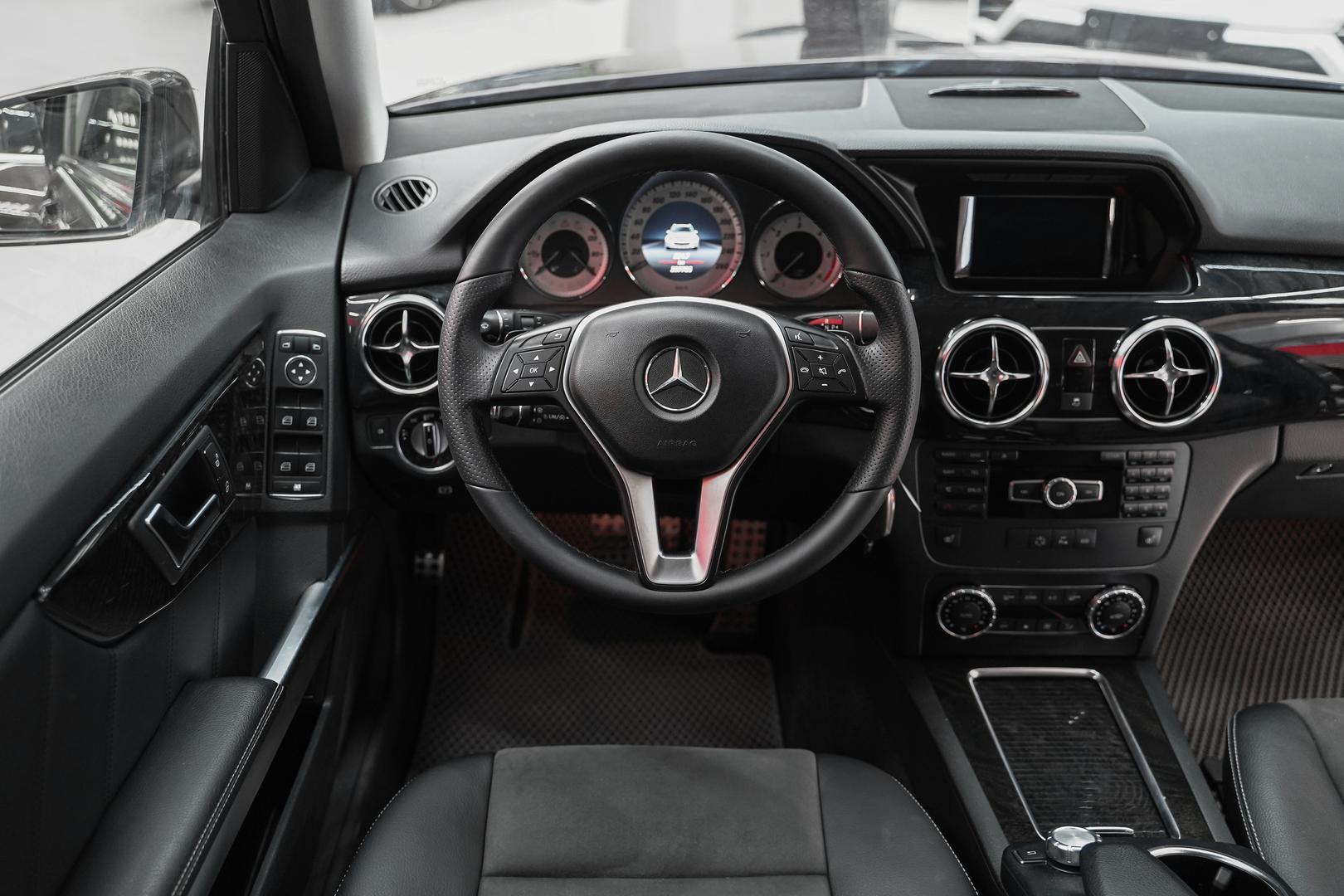 Mercedes-Benz GLK-Класс 2013, коричневый, ДЦ Орехово