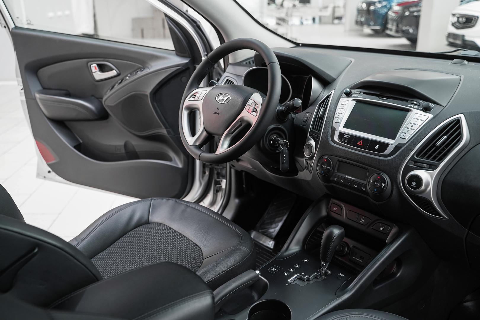Hyundai ix35 2012, серебряный, ДЦ Орехово