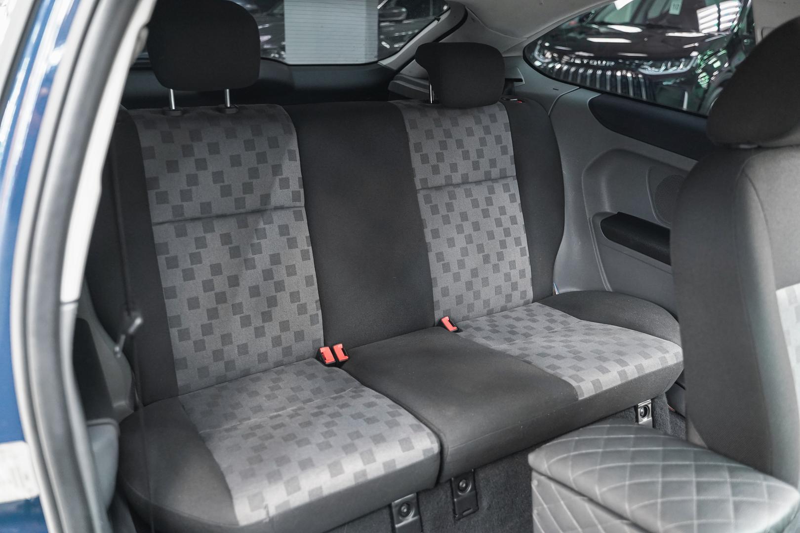 Ford Focus 2010, синий, ДЦ Орехово