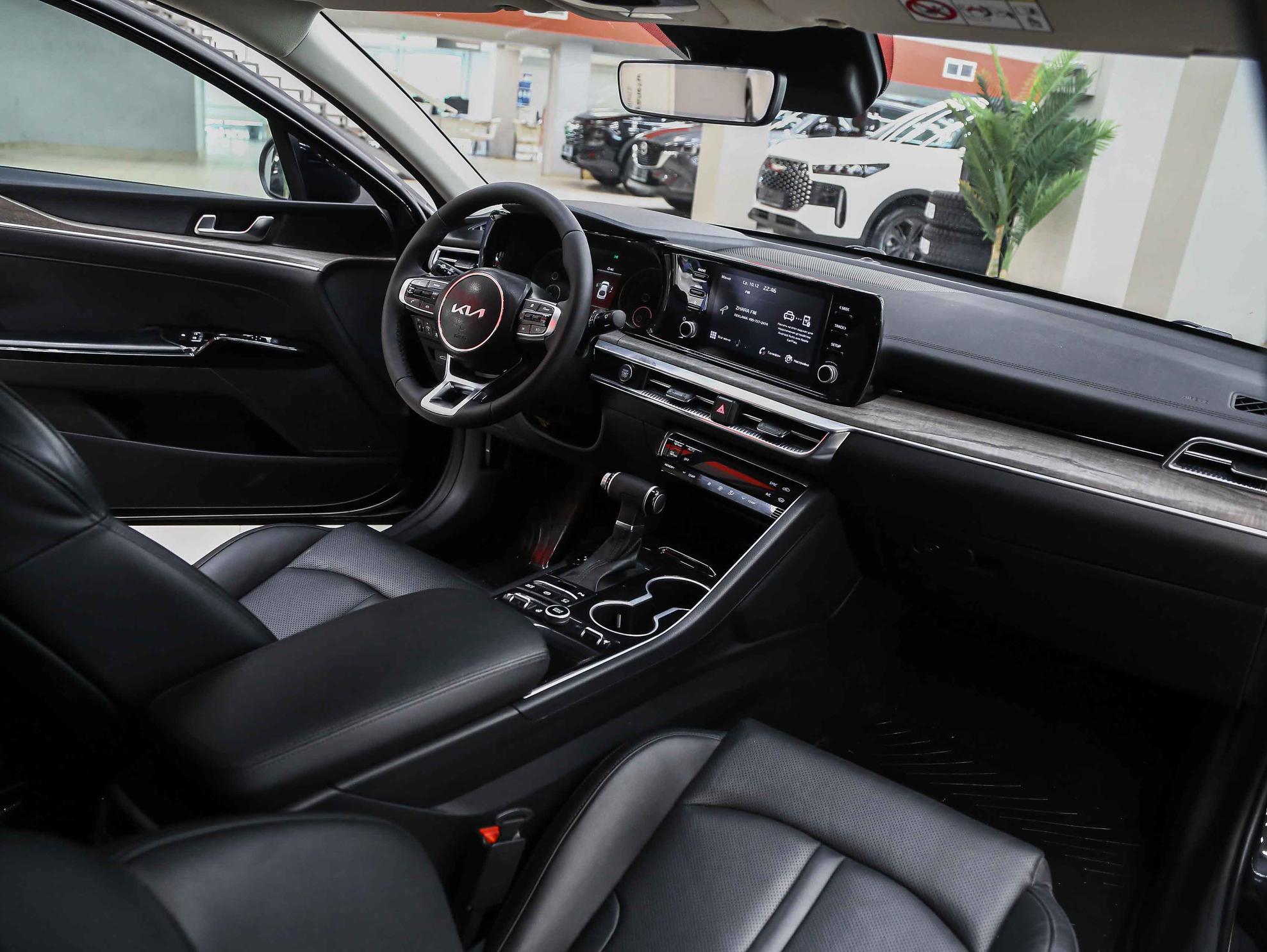 Kia K5 2021, черный, ДЦ Орехово