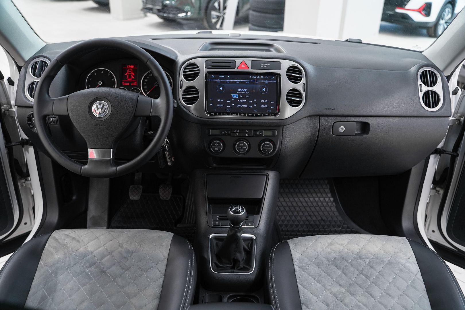 Volkswagen Tiguan 2008, белый, ДЦ Орехово