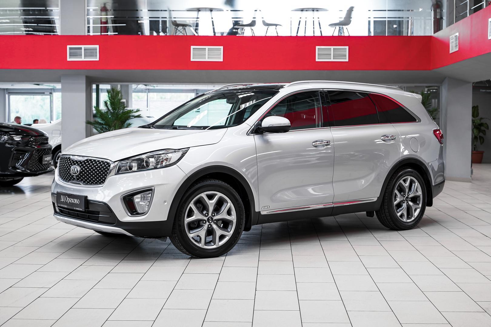 Kia Sorento 2016, серебряный, ДЦ Орехово