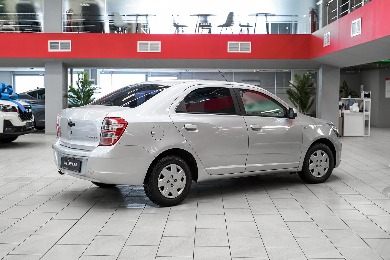 Chevrolet Cobalt 2013, серебряный, ДЦ Орехово