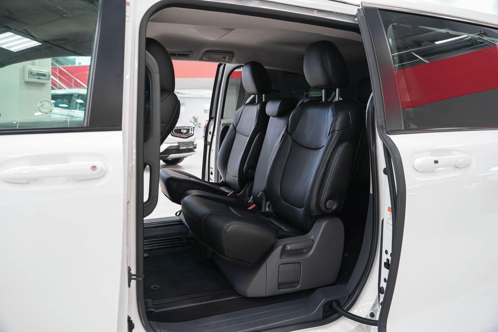 Toyota Sienna 2021, белый, ДЦ Орехово
