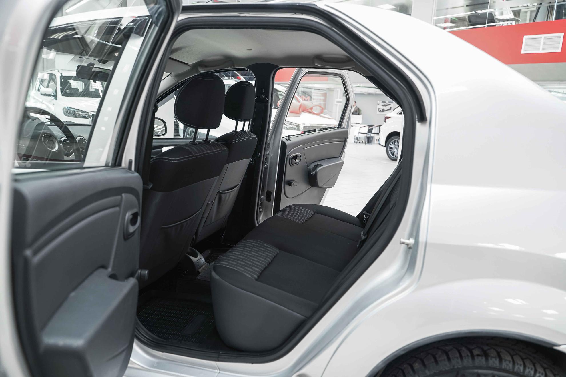 Renault Logan 2012, серый, ДЦ Орехово