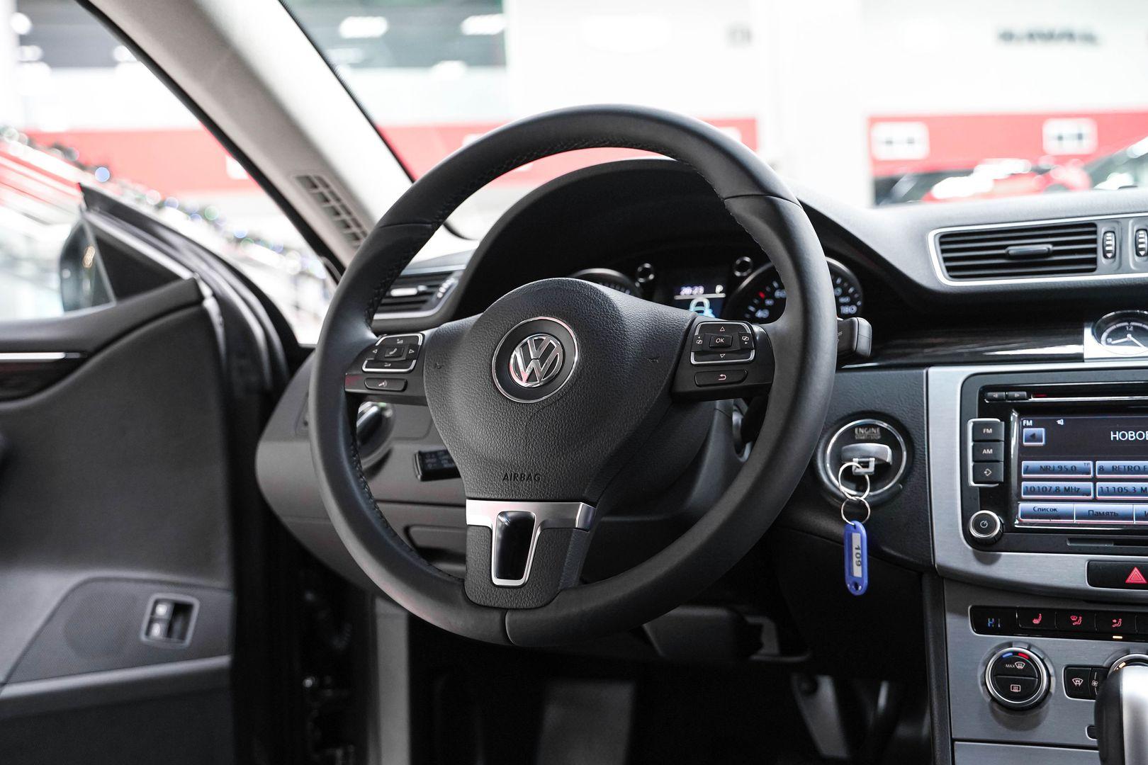 Volkswagen Passat CC 2014, коричневый, ДЦ Орехово