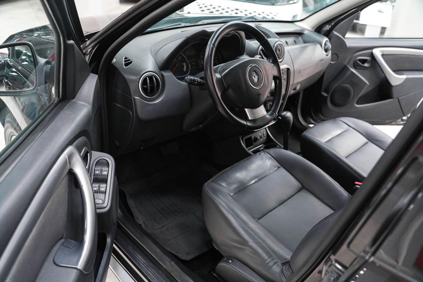 Renault Duster 2012, черный, ДЦ Орехово