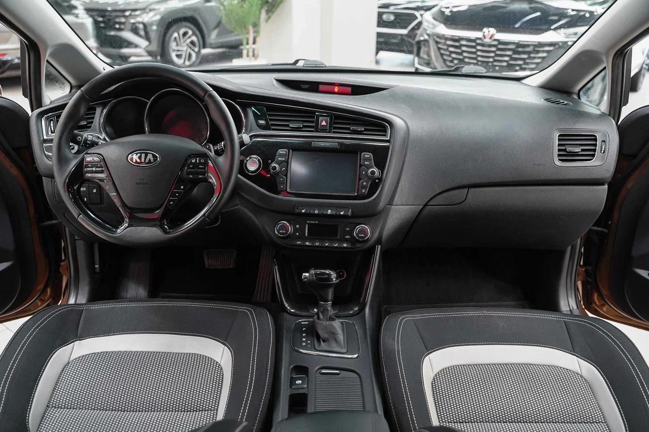 Kia Ceed 2016, коричневый, ДЦ Орехово