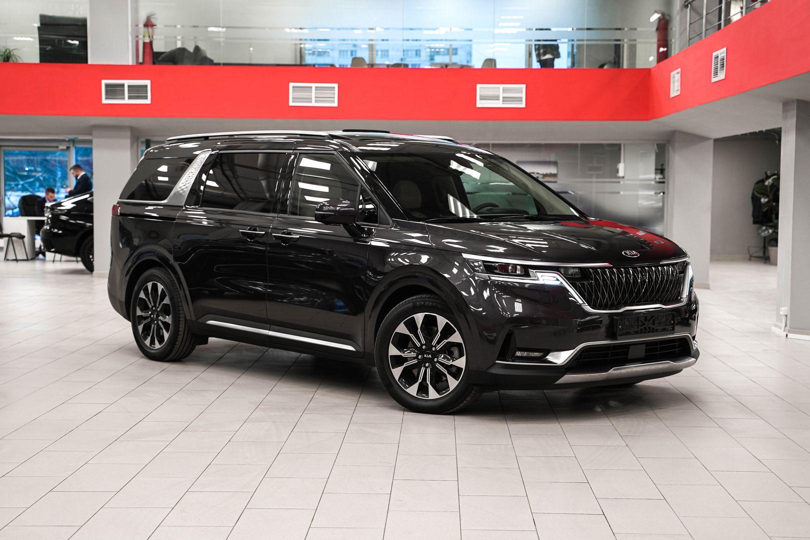 Kia Carnival 2020, серый, ДЦ Орехово
