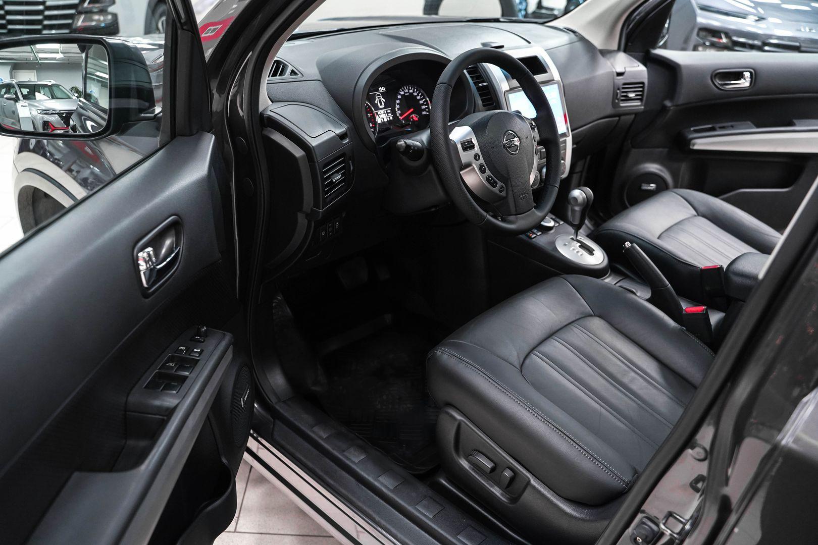 Nissan X-Trail 2013, серый, ДЦ Орехово