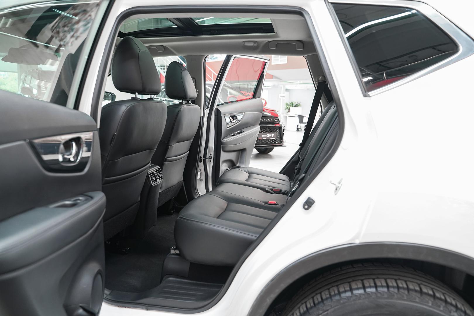 Nissan X-Trail 2015, белый, ДЦ Орехово