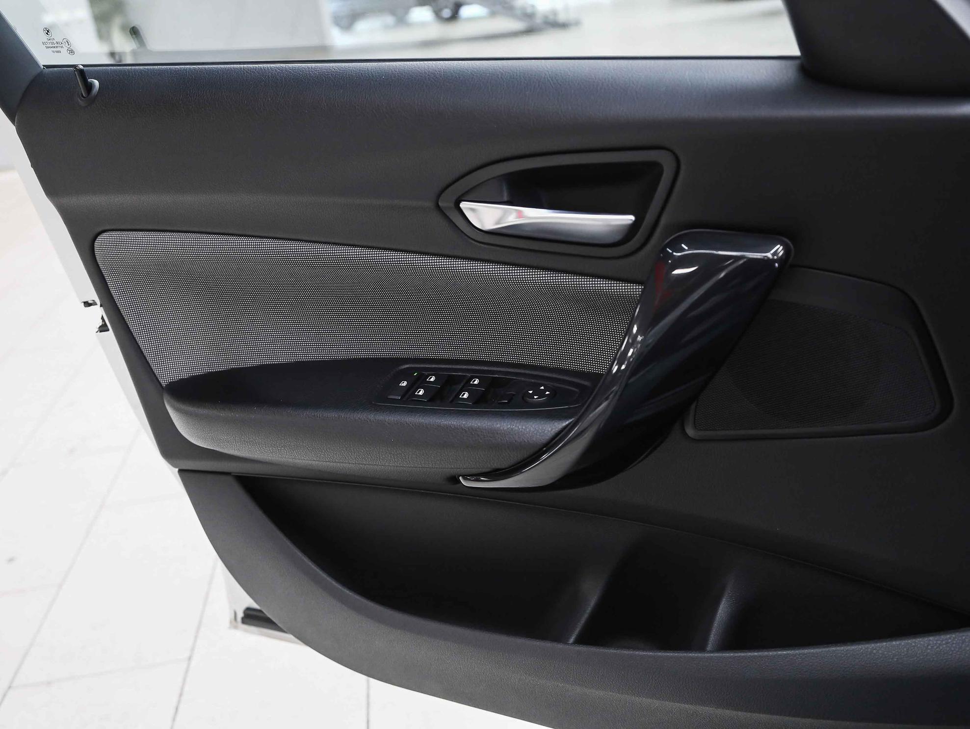 BMW 1 серии 2013, белый, ДЦ Орехово
