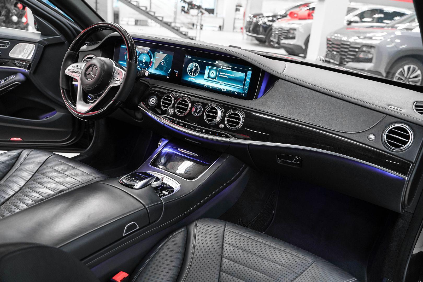 Mercedes-Benz S-Класс 2018, черный, ДЦ Орехово