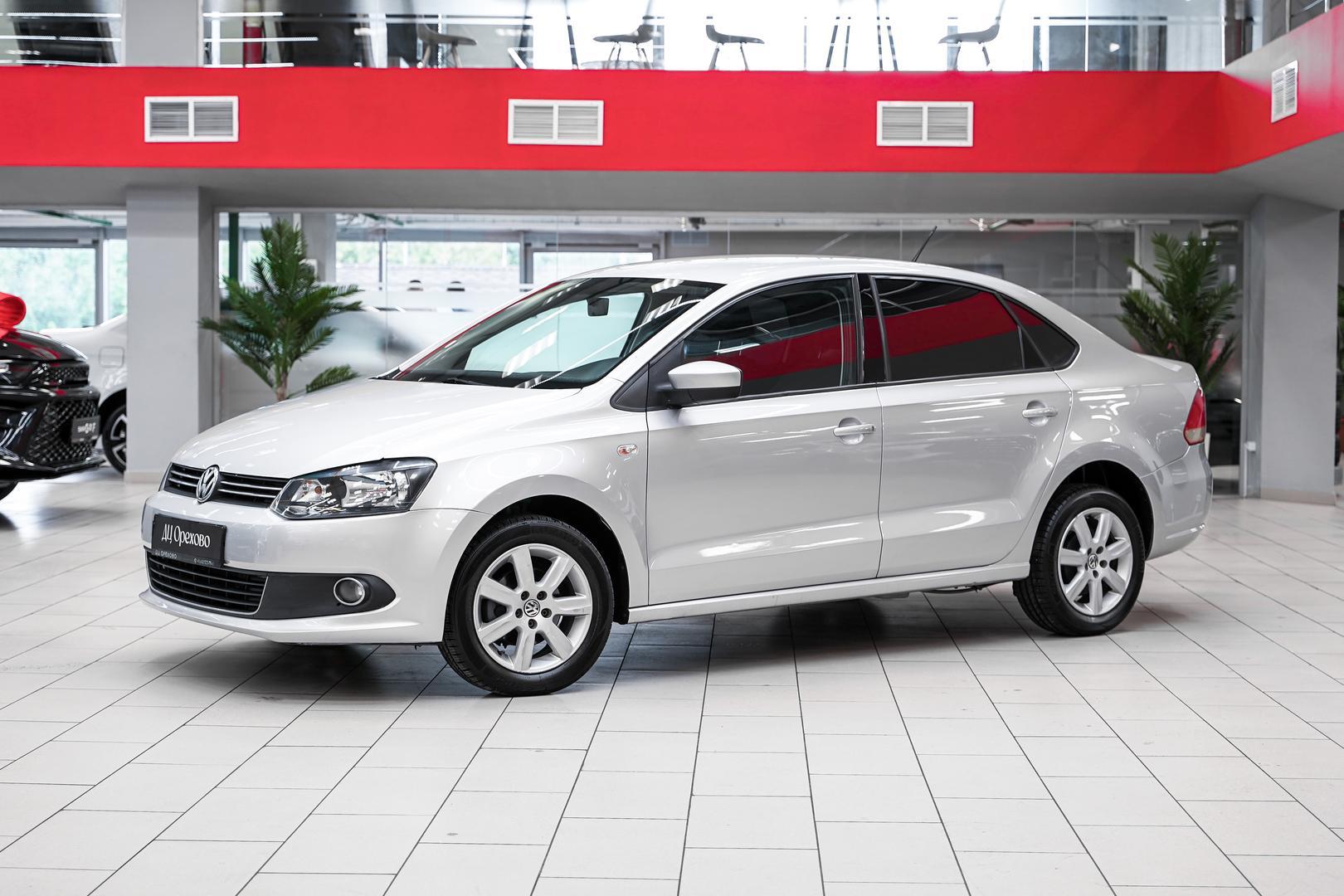 Volkswagen Polo 2013, серебряный, ДЦ Орехово