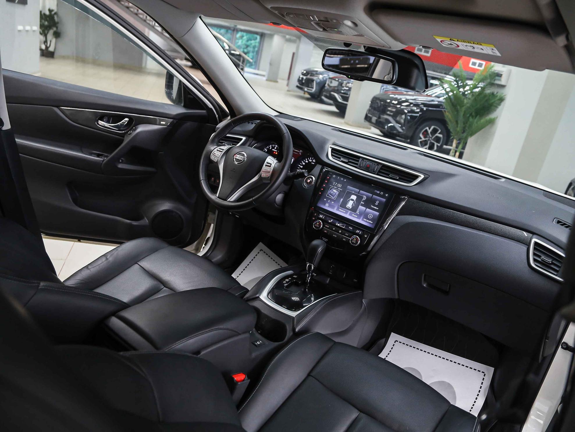 Nissan X-Trail 2018, белый, ДЦ Орехово