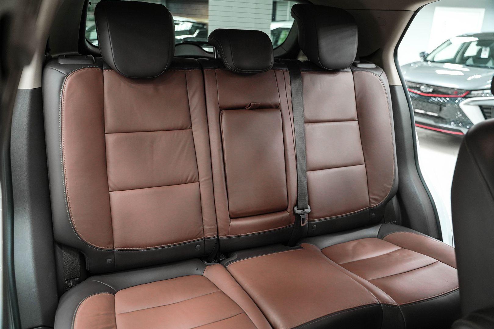 Opel Mokka 2012, белый, ДЦ Орехово