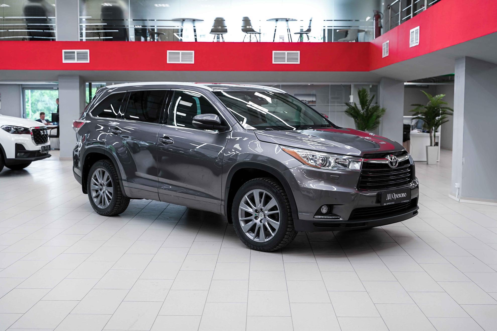 Toyota Highlander 2014, серый, ДЦ Орехово