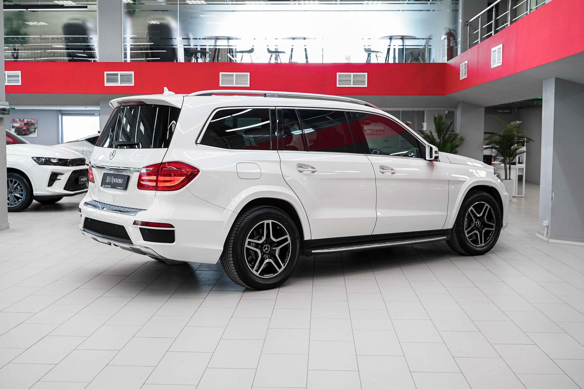 Mercedes-Benz GL-Класс 2013, белый, ДЦ Орехово