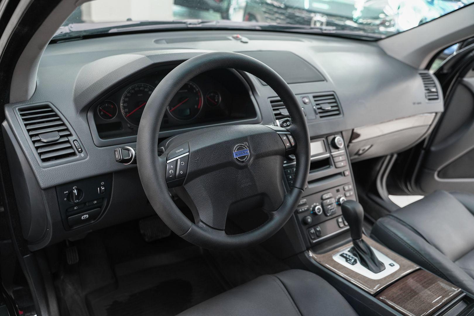 Volvo XC90 2010, черный, ДЦ Орехово