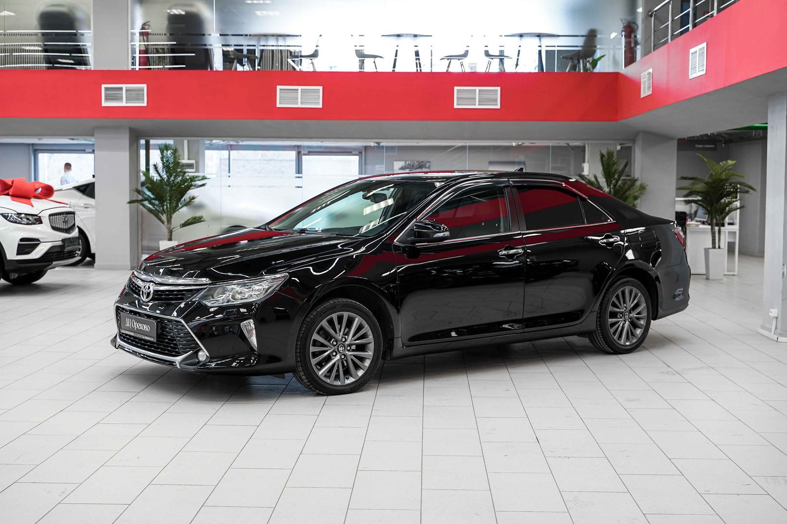 Toyota Camry 2017, черный, ДЦ Орехово