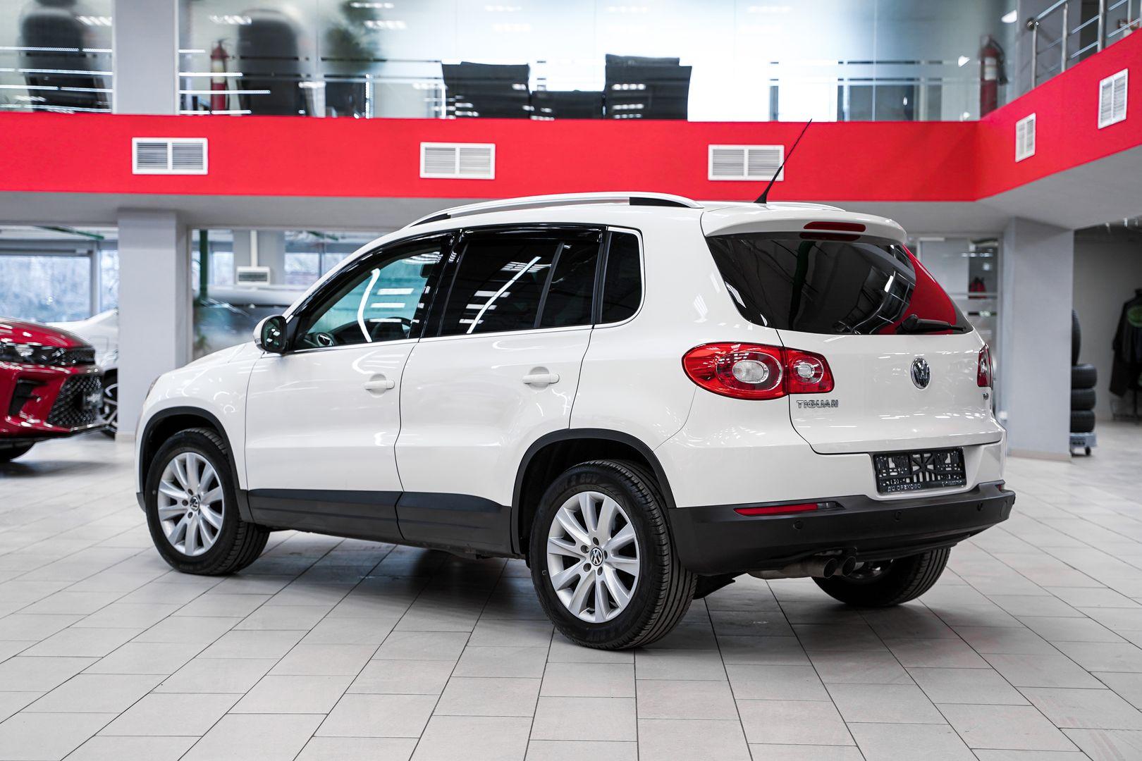 Volkswagen Tiguan 2008, белый, ДЦ Орехово